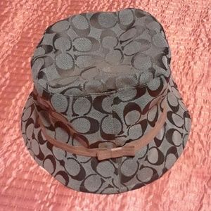 Coach bucket hat (small) MAKE OFFER